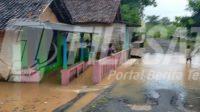 Breaking News: Hujan Lebat Semalaman Guyur Kotabumi, Sejumlah Wilayah Mulai Terdampak Banjir Dadakan_607c5bdfdc71d.jpeg