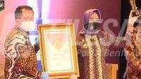 Di Bawah kepemimpinan Winarti, Pemkab Tuba Kembali Mendapat Penghargaan_607c5cfb71502.jpeg