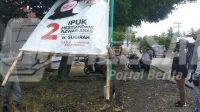 Panwascam Pesanggaran Bersama SatPol PP Tertibkan Banner dan Spanduk Yang Melanggar Aturan_607c64bcdd2e5.jpeg