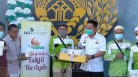Sosial LAZ Sidogiri di Bulan Ramadhan Berbagi Takjil Para Napi_6080dc9a9b4a3.jpeg