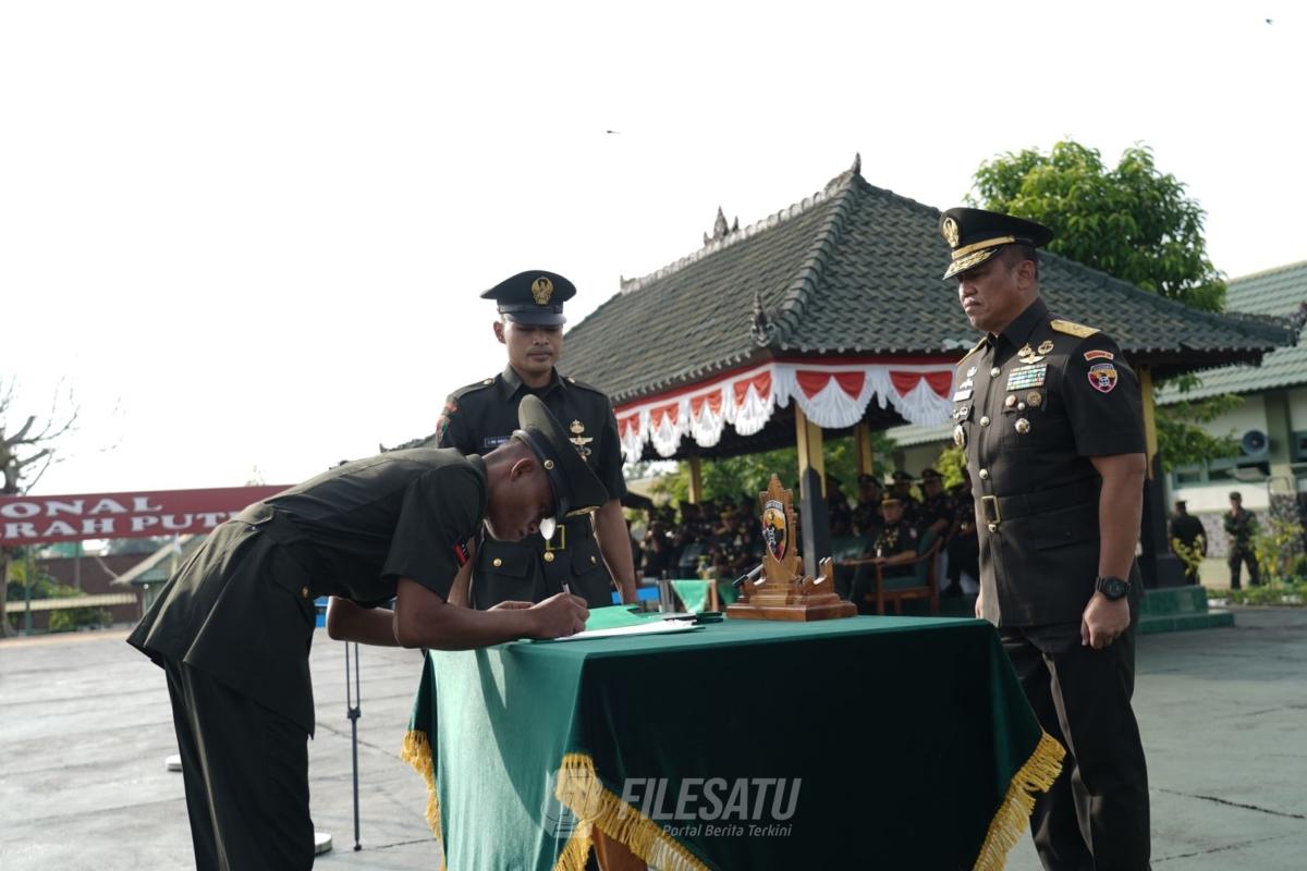 Kasdam Ix Udayana Lantik 83 Prajurit Praja Raksaka File Satu