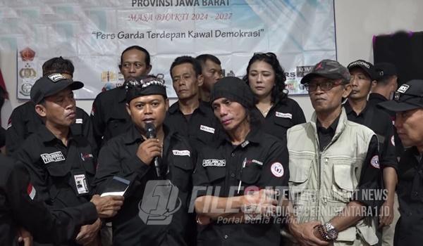 Ketua DPD FWJI Provinsi Jabar Tiny Maulana