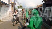 Koramil 1002 Cimalaka Bagikan Ratusan Takjil kepada Pengguna Jalan Koramil 1002 Cimalaka Bagikan Ratusan Takjil kepada Pengguna Jalan