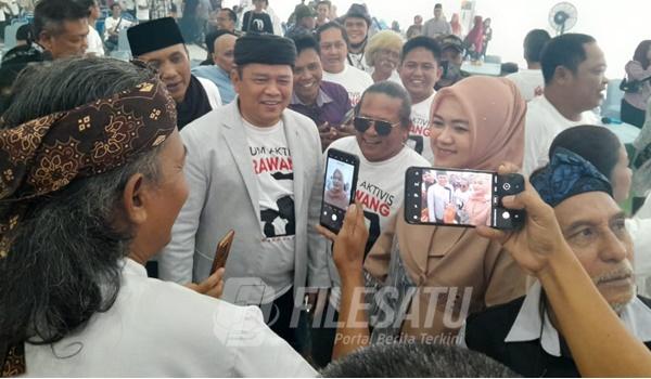 Acep Jamhuri dan Gina Fadlia Swara saat hadiri Halalbihalal FAK