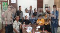 FAK berfoto bersama usai rapat persiapan Halal Bihalal FAK berfoto bersama usai rapat persiapan Halal Bihalal