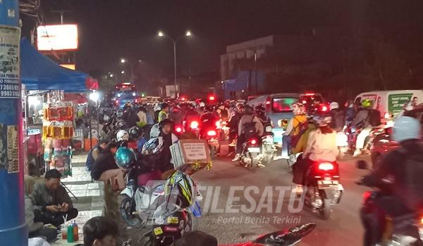 Jalan Arteri Pantura Karawang