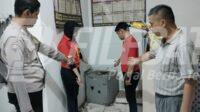 Brankas Minimarket rusak di bobol maling