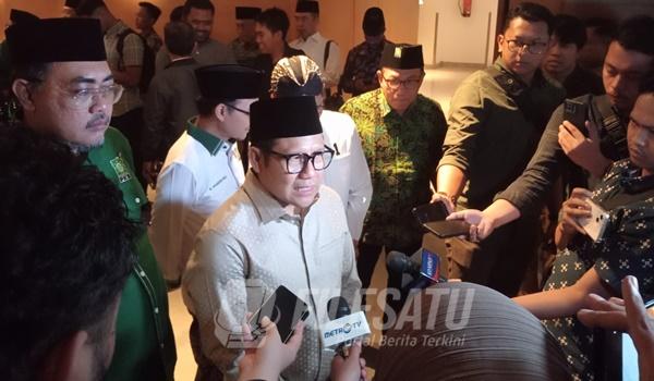 KETUA Umum PKB Muhaimin Iskandar atau Cak Imin saat diwawancara awak media