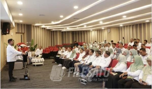 Program Jelajah Literasi Keuangan yang digelar Bank Pembiayaan Rakyat Syariah (BPRS) Bhakti Sumekar