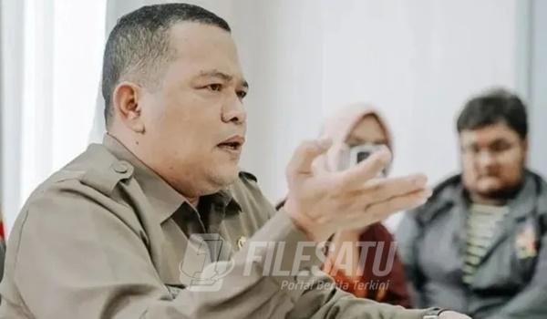 Sekda Karawang Acep Jamhuri