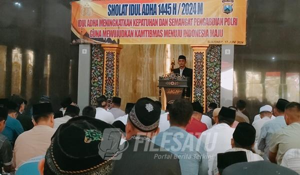 Polres Sumenep Gelar Sholat Idul Adha 1445 H di Masjid Walisongo