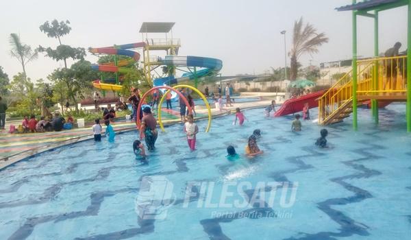 Wahana Kolam Renang Riviera Waterpark CKM Hadir di Karawang