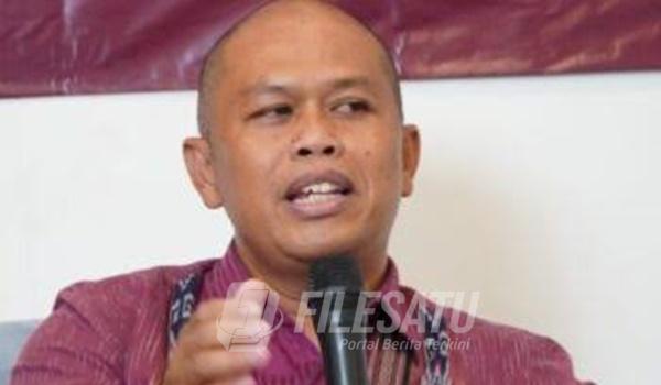 Direktur Rumah Politik Indonesia Fernando Emas