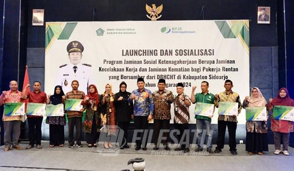 Launching dan sosialisasi program jaminan sosial ketenagakerjaan