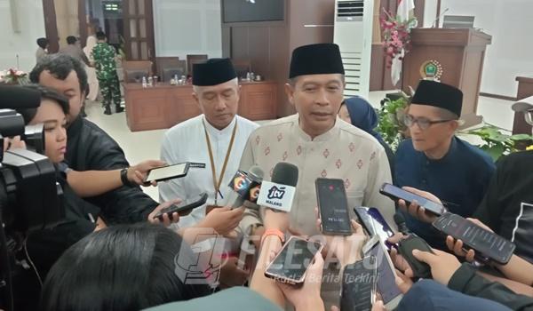 PJ .Walikota Malang saat di temui media usai hadiri sidang paripurna DPRD Kota Malang