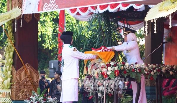 Bupati Ikfina saat jadi pimpinan upacara hut RI ke 79