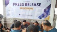 Konferensi Pers yang digelar Kantor Hukum Defirmasi Law Firm