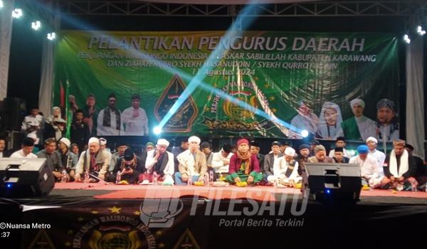 Pelantikan pengurus PWI-LS Kabupaten Karawang