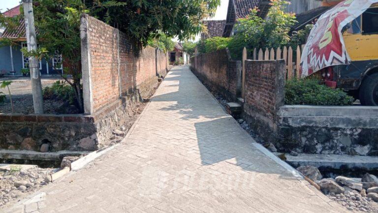 Rampung, Pavingisasi di Dusun Setren Desa Pajaran Terselesaikan • File Satu