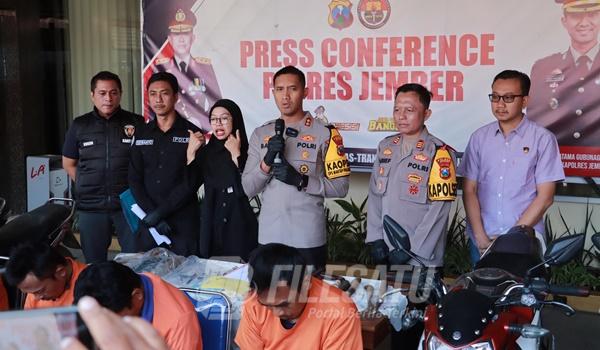 Konferensi Pers yang digelar Polres Jember