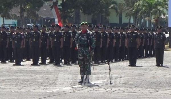 Upacara penutupan prodi pendidikan pembentukan Bintara khusus