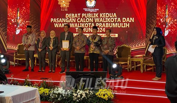 Debat Publik kedua WaliKota dan Wakil Wali Kota Prabumuli 2024