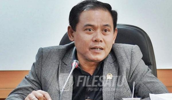 Ketua DPRD Karawang H. Endang Sodikin