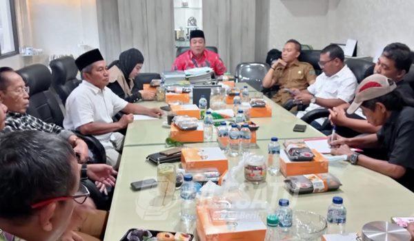 Hearing LSM dan Komisi C DPRD Sidoarjo