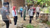 Lurah Muara Dua Bersama Tiga Pilar Cek Sumur Warga Yang Terdampak Akibat Hujan Deras Lurah Muara Dua Bersama Tiga Pilar Cek Sumur Warga Yang Terdampak Akibat Hujan Deras