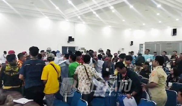 Musda ke XV KNPI Karawang sempat ricuh