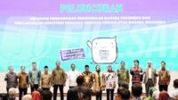 Peluncuran Pedoman Pengawasan Penggunaan Bahasa Indonesia dan Pencangan Komitmen Bersama Menjaga Kedaulatan Bahasa Indonesia Peluncuran Pedoman Pengawasan Penggunaan Bahasa Indonesia dan Pencangan Komitmen Bersama Menjaga Kedaulatan Bahasa Indonesia