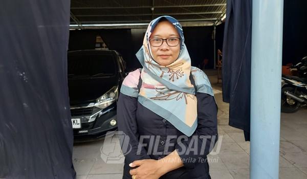 DWI ENI Purwanti, seorang guru Bimbingan Konseling (BK) di SMP Negeri 1 Camplong, Kabupaten Sampang,