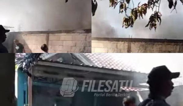 Kebakaran Hebat Hanguskan Gudang Rongsok dan Empat Rumah