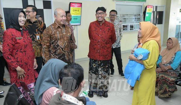 Bupati Sumenep Achmad Fauzi Wongsojudo saat cek layanan RSUD dr. H. Moh. Anwar Sumenep