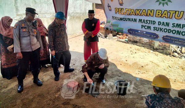 Peletakan Batu Pertama Pembangunan Masjid dan SMP Muhammadiyah