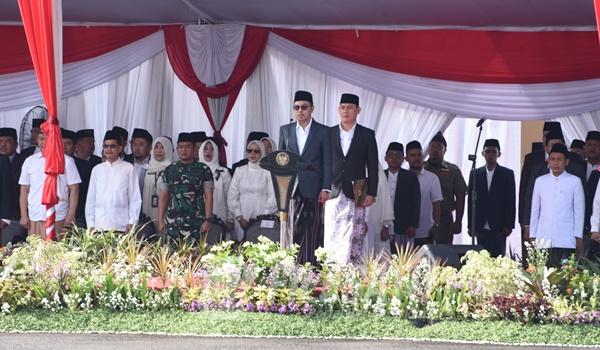 Ketua DPRD Sidoarjo Pimpin Upacara Hari Santri 2025