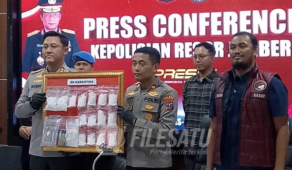 Konferensi pers yang digelar di Aula Rupatama Polres Jember