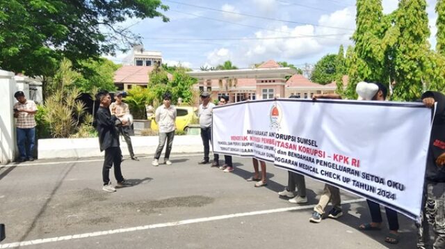 MARKASS saat menggelar aksi damaiMARKASS saat menggelar aksi damai