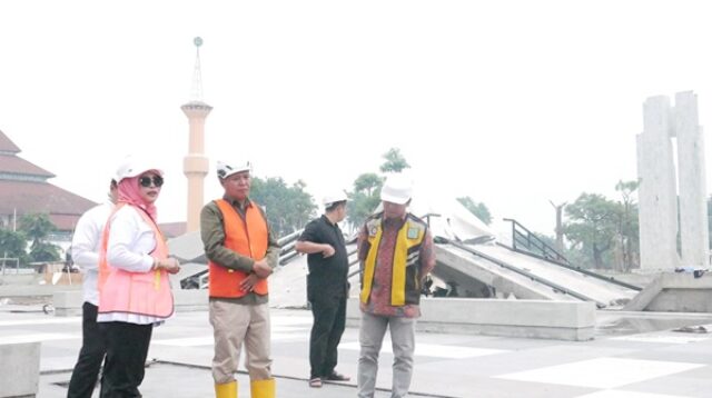 Wabup Sidoarjo Kembali Sidak Progres Pengerjaan Revitalisasi Alun-alun Sidoarjo