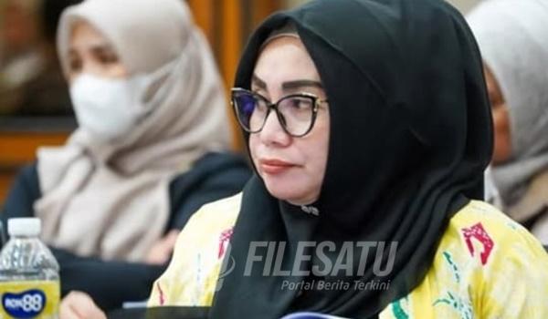 Anggota Komisi I DPRD Jabar Hj. Sri Rahayu Agustina, SH