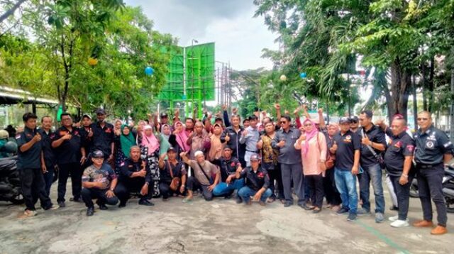 91 petani Desa Tambaksumur, Kecamatan Waru, Kabupaten Sidoarjo didampingi pengacara dan Ormas Grib