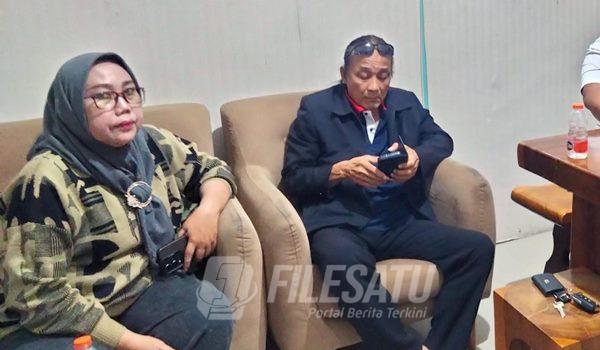 Hartono, S.H., M.H. (KANAN) selaku kuasa hukum petani