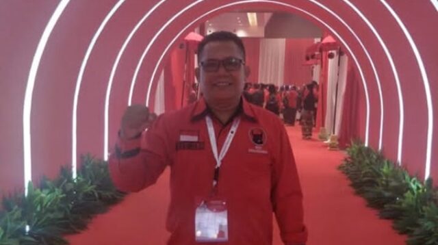 Sekretaris DPC PDI Perjuangan H.Toto Suripto, SE, SH, MH