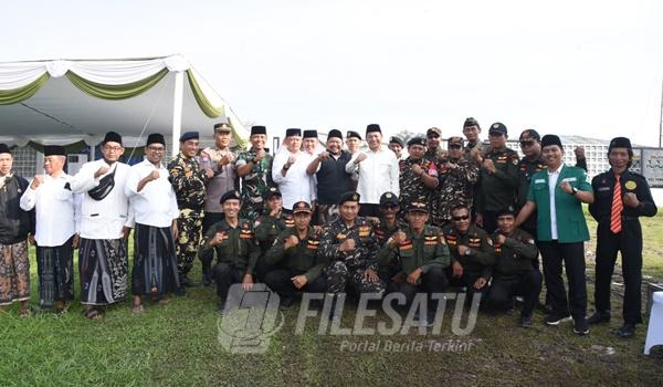 Bupati Sidoarjo, H. Subandi, saat menghadiri Apel Kader NU dalam rangka memperingati Harlah ke-100 NU