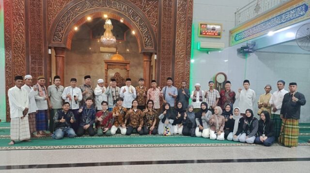 KUA Kecamatan Balongan Gelar Program N2M