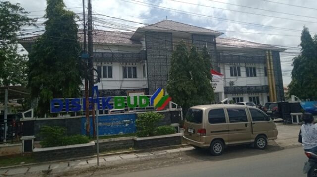 Kantor Disdik dan kebudayaan Karawang