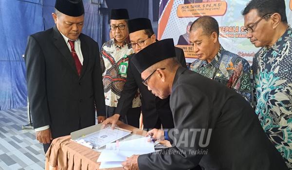 Serah Terima Jabatan Kepala SMADA