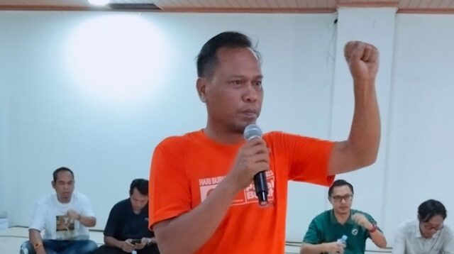 Ketua Konsulat Cabang FSPMI Karawang, Asmat Serum, S.H., M.H