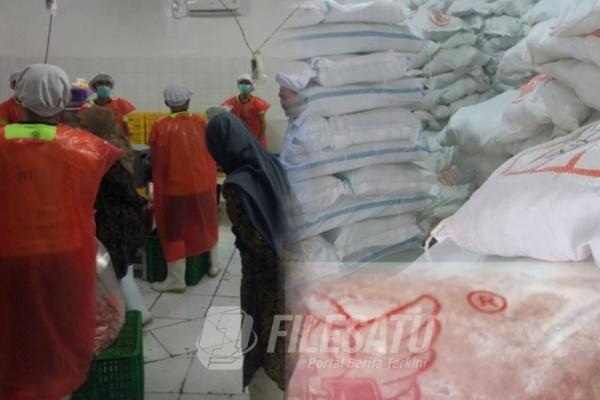 Aktivitas produksi Mechanically Deboned Meat (MDM), yakni produk olahan daging ayam hasil pemisahan mekanis dari tulang