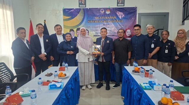KPU karawang sambangi Kantor DPD NasDem Karawang